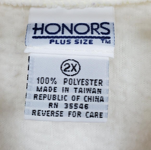 Honors Plus Size Ivory Soft Thin Button Up Jacket - Picture 2 of 8